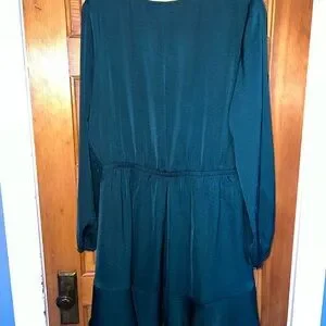 Express | Dresses | Green Satin Express Dress Size L | Poshmark